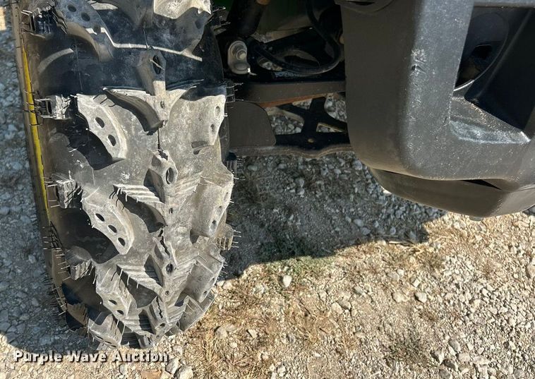 image for item ET3185 2016 John Deere 825iS4 utility vehicle