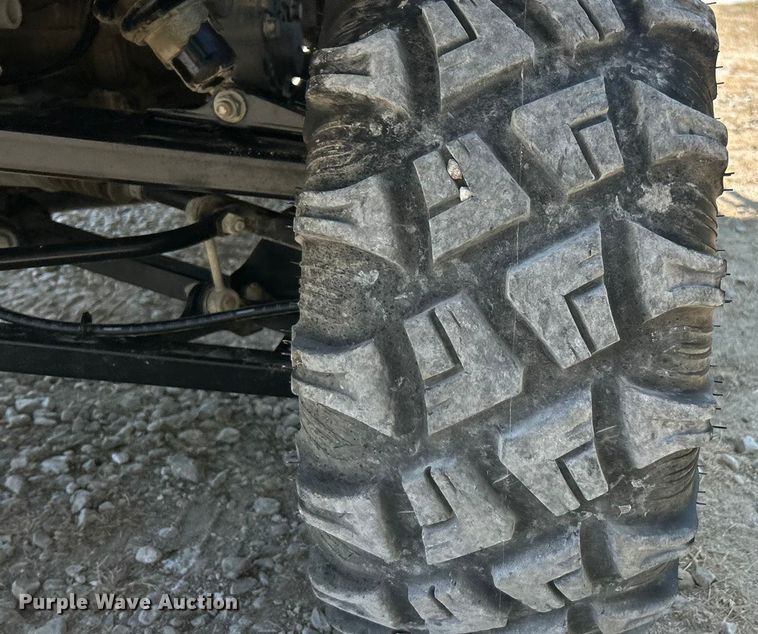 image for item ET3185 2016 John Deere 825iS4 utility vehicle