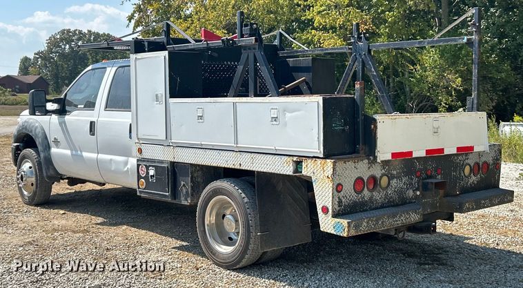 image for item ET3186 2011 Ford F550 Super Duty Crew Cab flatbed truck