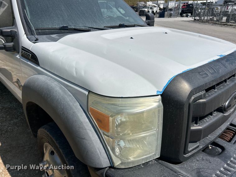 image for item ET3186 2011 Ford F550 Super Duty Crew Cab flatbed truck
