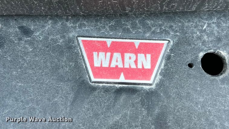 image for item ET3186 2011 Ford F550 Super Duty Crew Cab flatbed truck