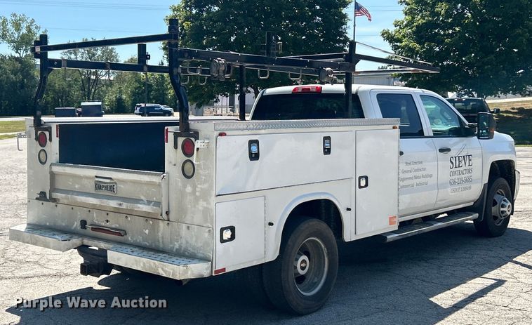 image for item ET3481 2016 Chevrolet Silverado 3500HD Crew Cab utility bed pickup truck