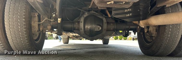 image for item ET3481 2016 Chevrolet Silverado 3500HD Crew Cab utility bed pickup truck