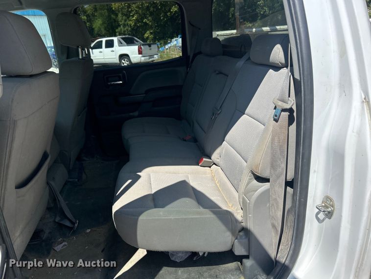 image for item ET3481 2016 Chevrolet Silverado 3500HD Crew Cab utility bed pickup truck