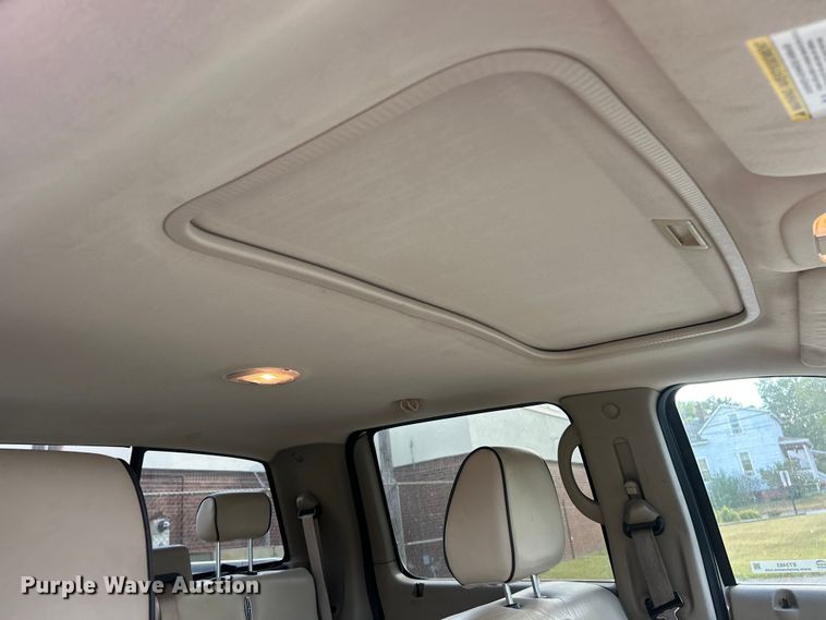 image for item ET3483 2007 Lincoln Mark LT SuperCrew pickup truck