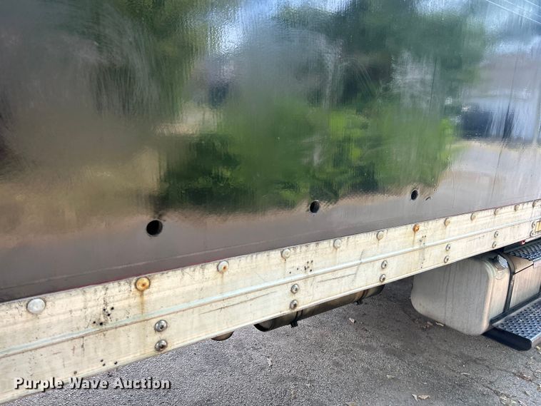 image for item ET3488 2006 Freightliner Business Class M2 refrigerated truck