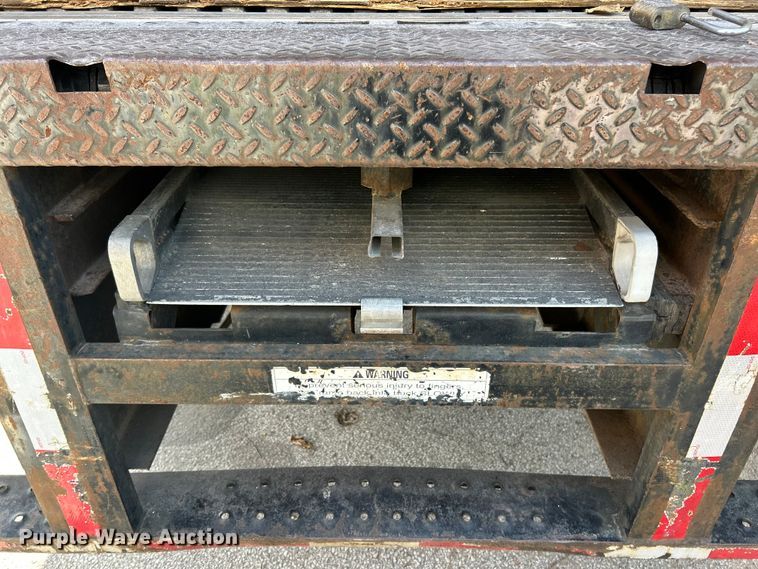 image for item ET3488 2006 Freightliner Business Class M2 refrigerated truck