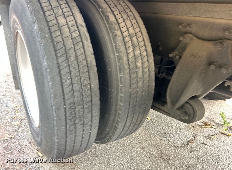 image for item ET3488 2006 Freightliner Business Class M2 refrigerated truck