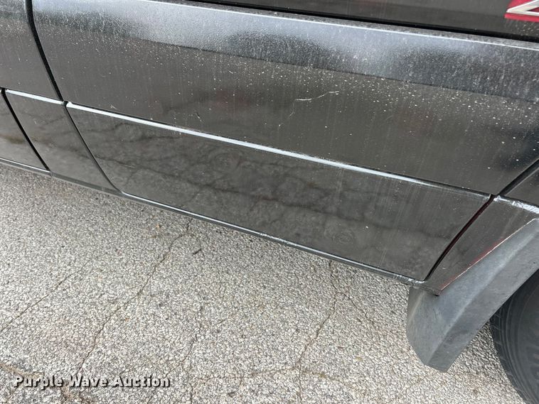 image for item ET3489 2012 Mercedes-Benz Sprinter 2500 refrigerated Van