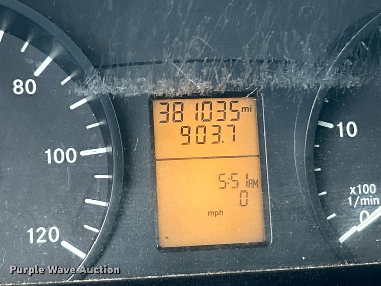 image for item ET3489 2012 Mercedes-Benz Sprinter 2500 refrigerated Van