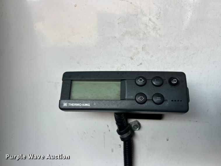 image for item ET3489 2012 Mercedes-Benz Sprinter 2500 refrigerated Van