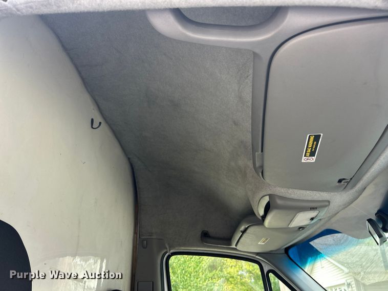 image for item ET3489 2012 Mercedes-Benz Sprinter 2500 refrigerated Van