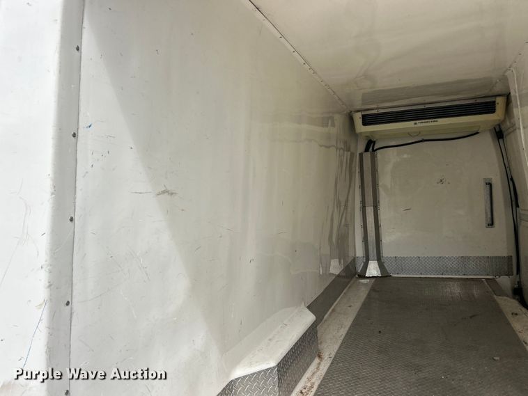 image for item ET3489 2012 Mercedes-Benz Sprinter 2500 refrigerated Van