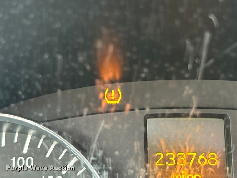 image for item ET3490 2013 Mercedes-Benz Sprinter 2500 refrigerated van