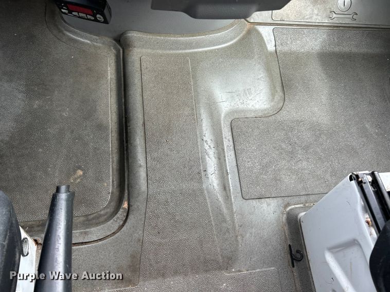 image for item ET3490 2013 Mercedes-Benz Sprinter 2500 refrigerated van