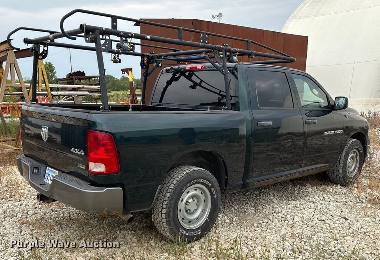 image for item ET4519 2011 Dodge Ram 1500 Crew Cab pickup truck