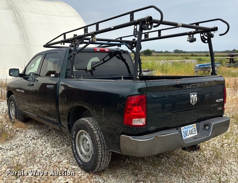 image for item ET4519 2011 Dodge Ram 1500 Crew Cab pickup truck