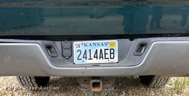 image for item ET4519 2011 Dodge Ram 1500 Crew Cab pickup truck