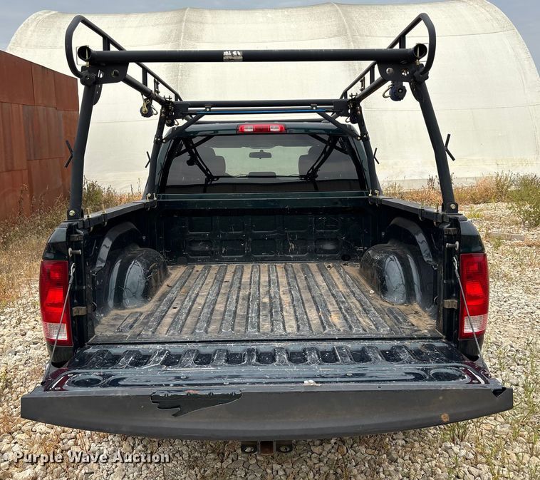 image for item ET4519 2011 Dodge Ram 1500 Crew Cab pickup truck