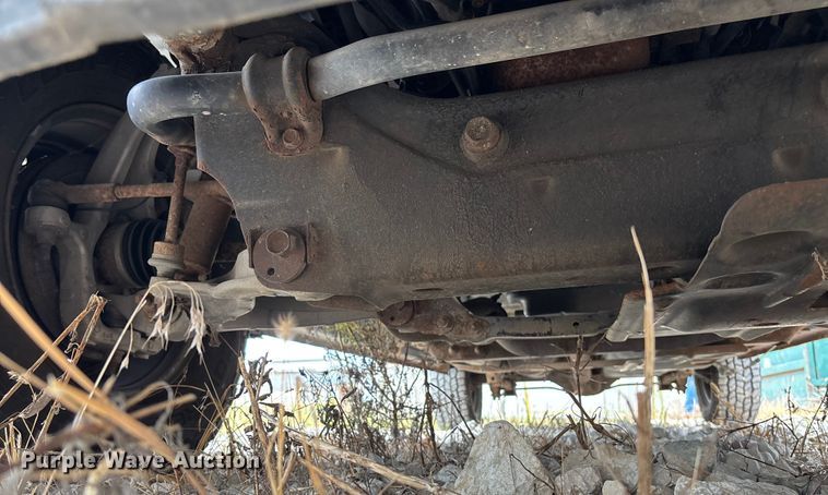 image for item ET4519 2011 Dodge Ram 1500 Crew Cab pickup truck