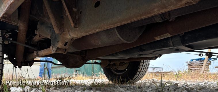 image for item ET4519 2011 Dodge Ram 1500 Crew Cab pickup truck