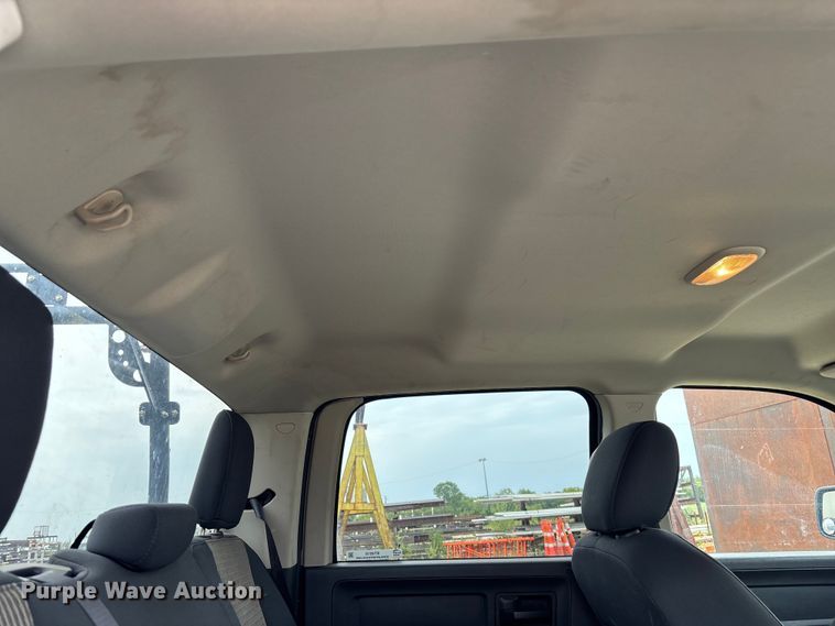 image for item ET4519 2011 Dodge Ram 1500 Crew Cab pickup truck