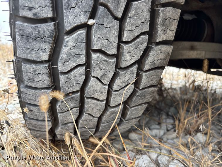 image for item ET4519 2011 Dodge Ram 1500 Crew Cab pickup truck