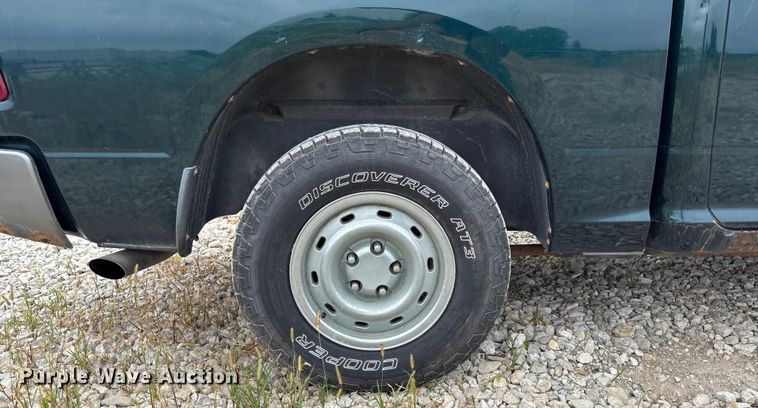 image for item ET4519 2011 Dodge Ram 1500 Crew Cab pickup truck