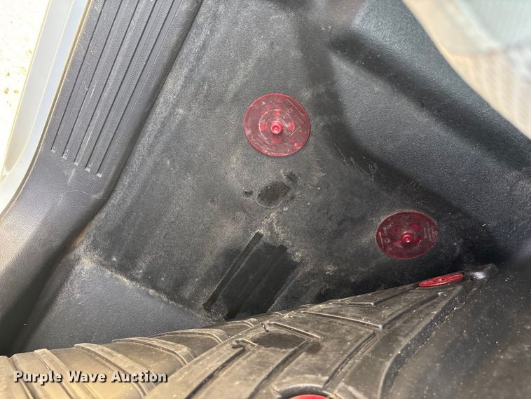 image for item ET4523 2018 GMC Sierra 1500 Crew Cab pickup truck