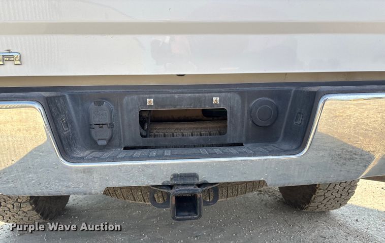 image for item ET4523 2018 GMC Sierra 1500 Crew Cab pickup truck