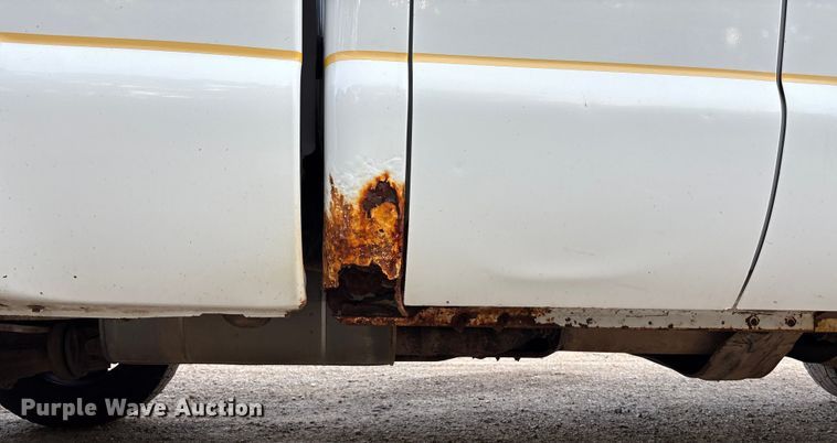 image for item ET4556 2012 Ford F250 Super Duty SuperCab pickup truck