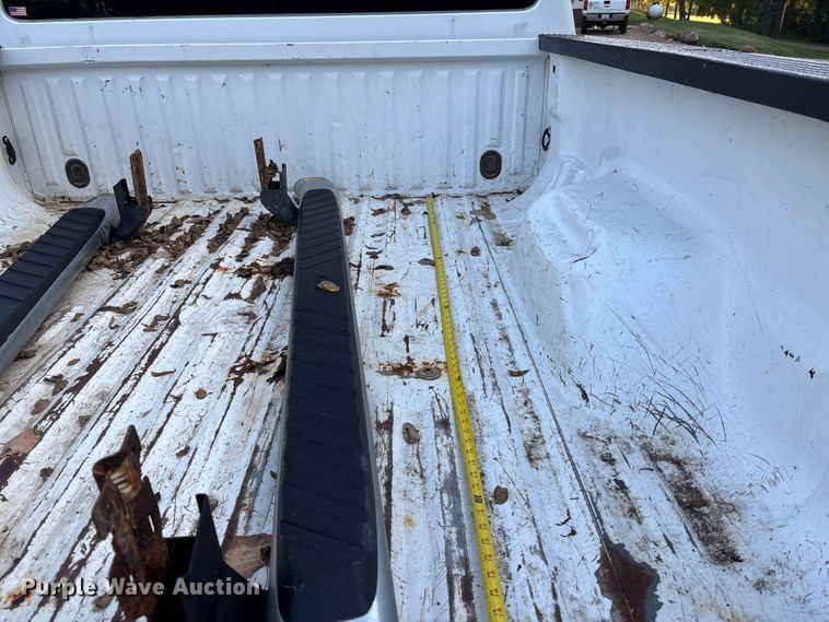 image for item ET4556 2012 Ford F250 Super Duty SuperCab pickup truck