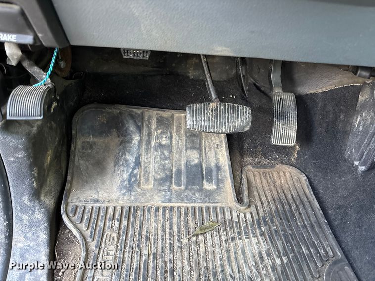 image for item ET4556 2012 Ford F250 Super Duty SuperCab pickup truck