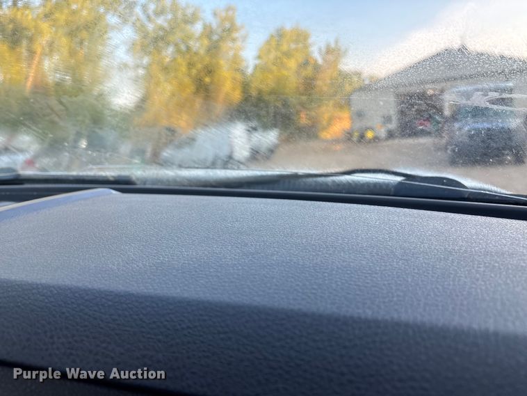 image for item ET4556 2012 Ford F250 Super Duty SuperCab pickup truck