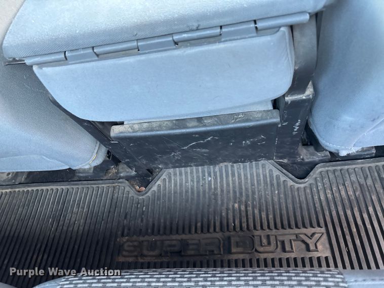 image for item ET4556 2012 Ford F250 Super Duty SuperCab pickup truck