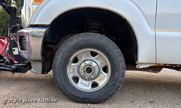 image for item ET4556 2012 Ford F250 Super Duty SuperCab pickup truck