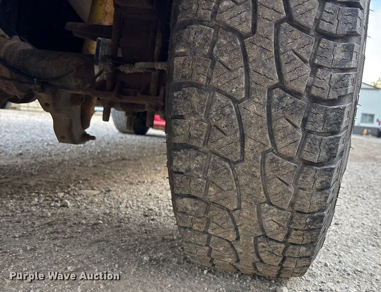 image for item ET4556 2012 Ford F250 Super Duty SuperCab pickup truck