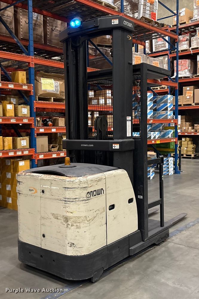 image for item ET8543 2018 Crown SP3520-30 order picker