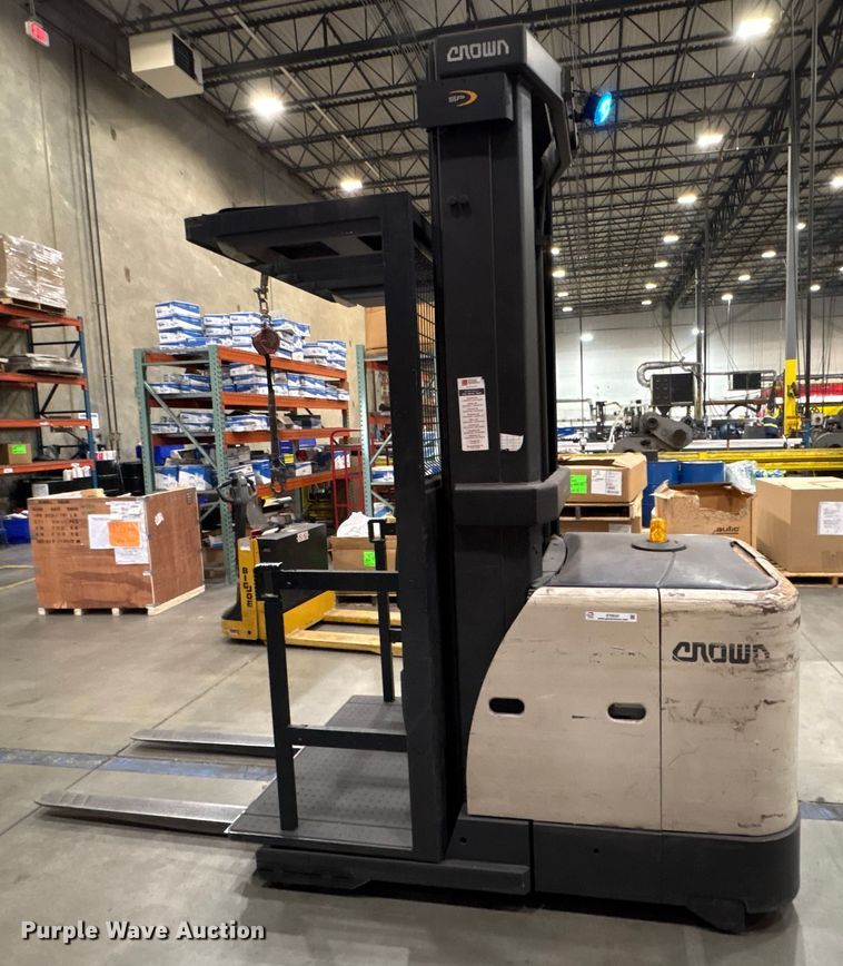 image for item ET8543 2018 Crown SP3520-30 order picker