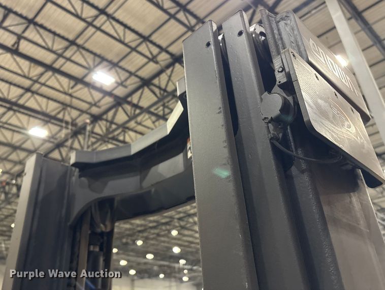 image for item ET8543 2018 Crown SP3520-30 order picker