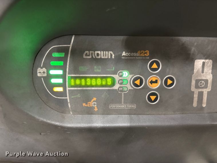 image for item ET8543 2018 Crown SP3520-30 order picker