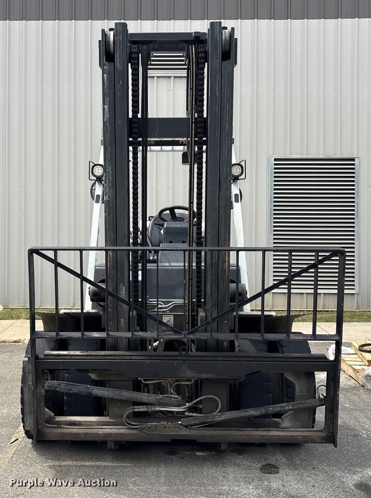 image for item ET8545 2016 UniCarriers PF100YLP  forklift