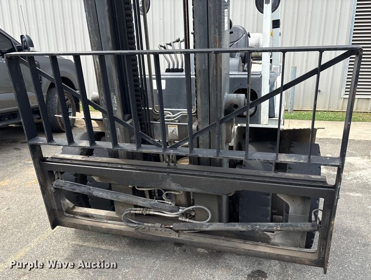 image for item ET8545 2016 UniCarriers PF100YLP  forklift