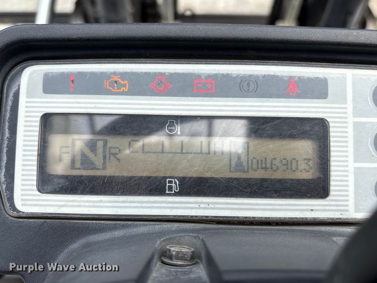 image for item ET8545 2016 UniCarriers PF100YLP  forklift