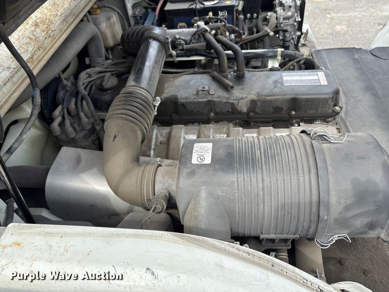 image for item ET8545 2016 UniCarriers PF100YLP  forklift