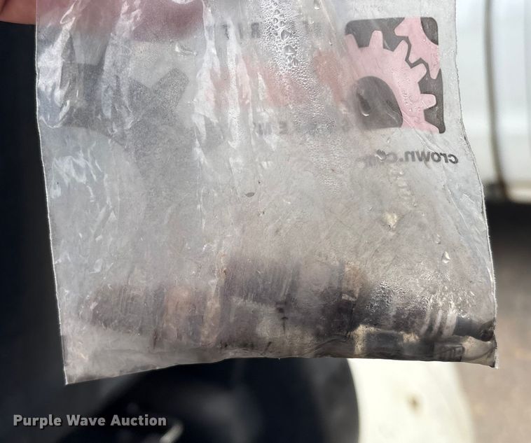 image for item ET8545 2016 UniCarriers PF100YLP  forklift