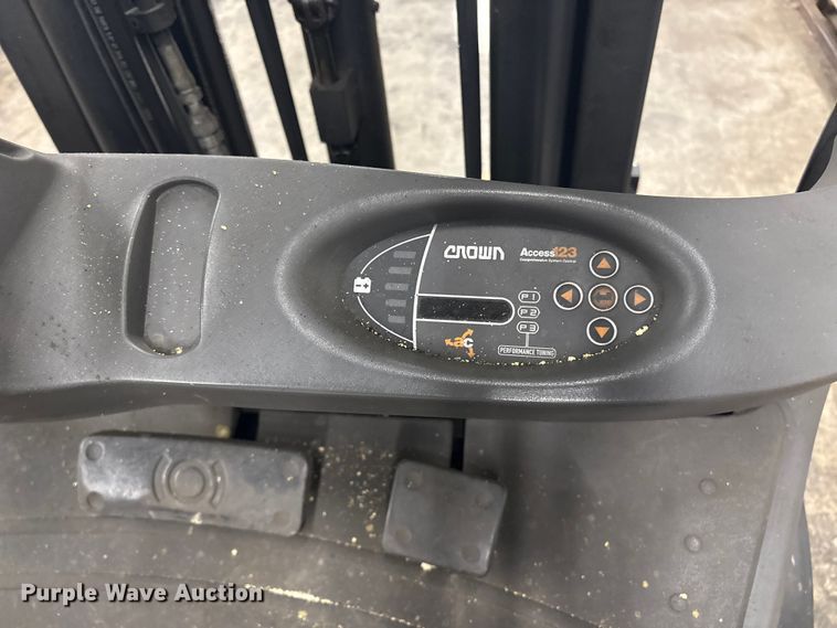 image for item ET8547 2014 Crown FC4545-50 forklift