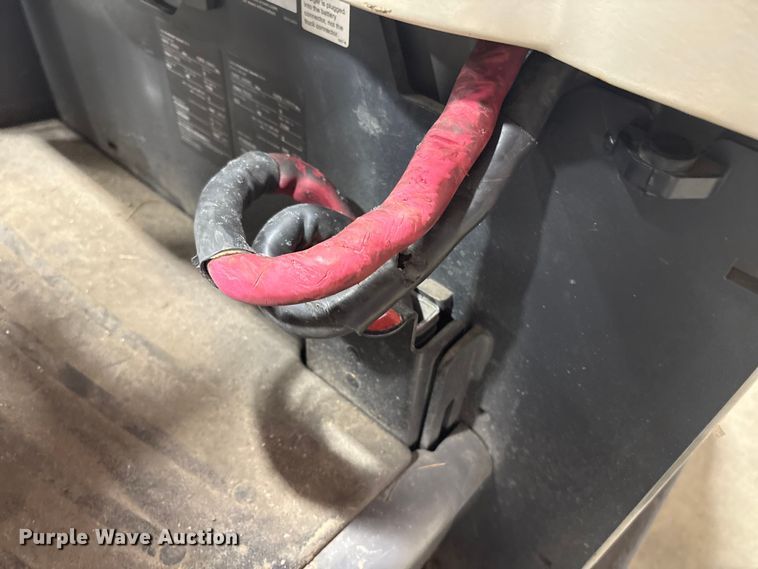 image for item ET8548 2017 Crown FC5225-50 forklift