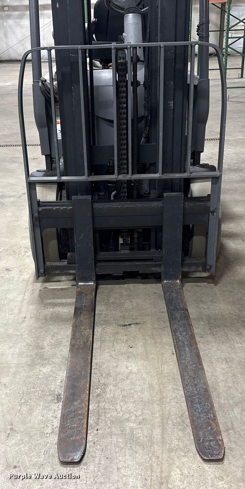 image for item ET8548 2017 Crown FC5225-50 forklift