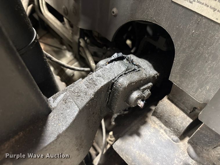 image for item ET8548 2017 Crown FC5225-50 forklift